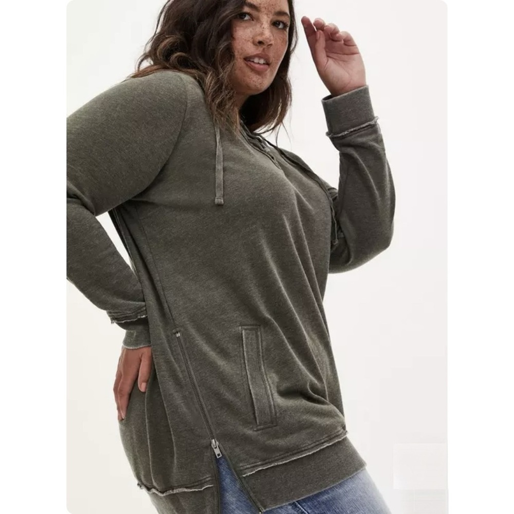 Torrid Women's Olive Green Pullover Top